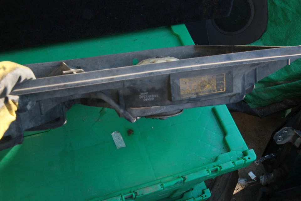 Ventilador de refrigeración radiador Toyota Celica GT GT-S 2000-2001 V1505 Foto 3 de 4