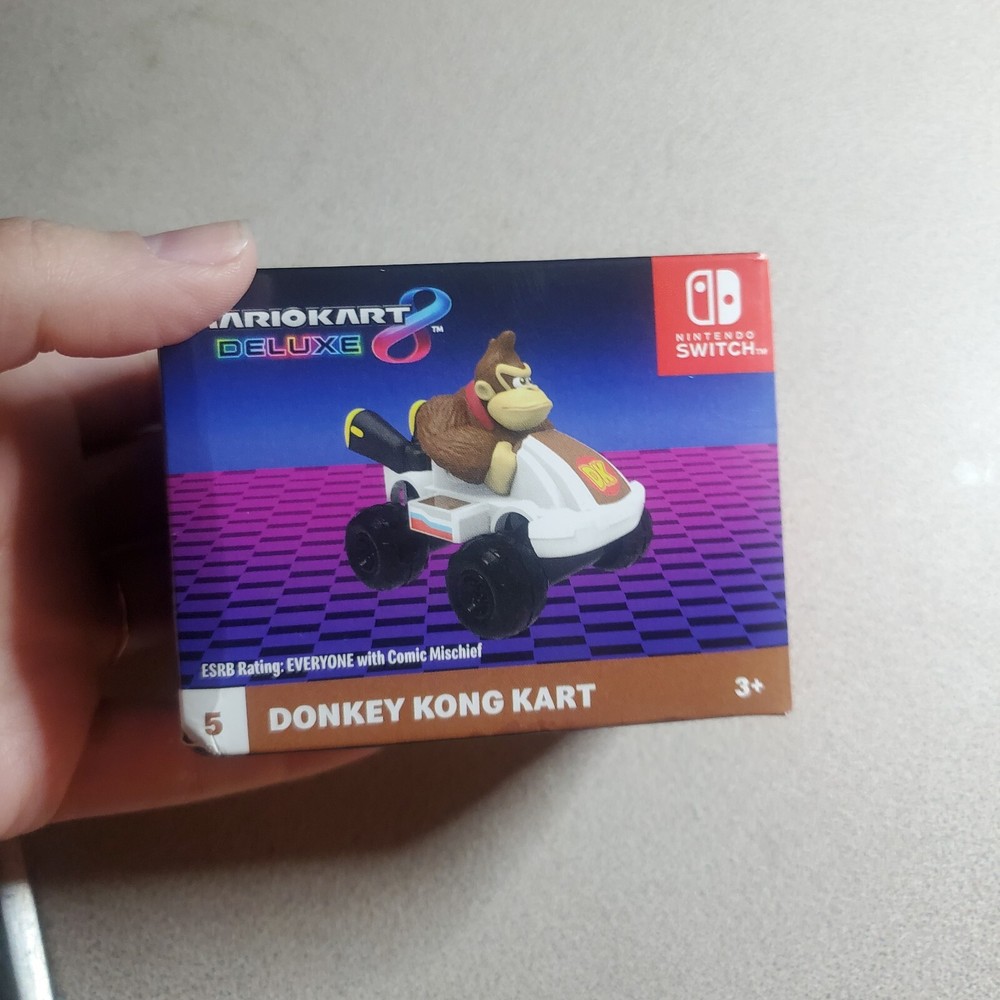Mario Kart 8 Deluxe Donkey Kong Kart -Nintendo Switch McDonald’s 2024 Happy Meal
