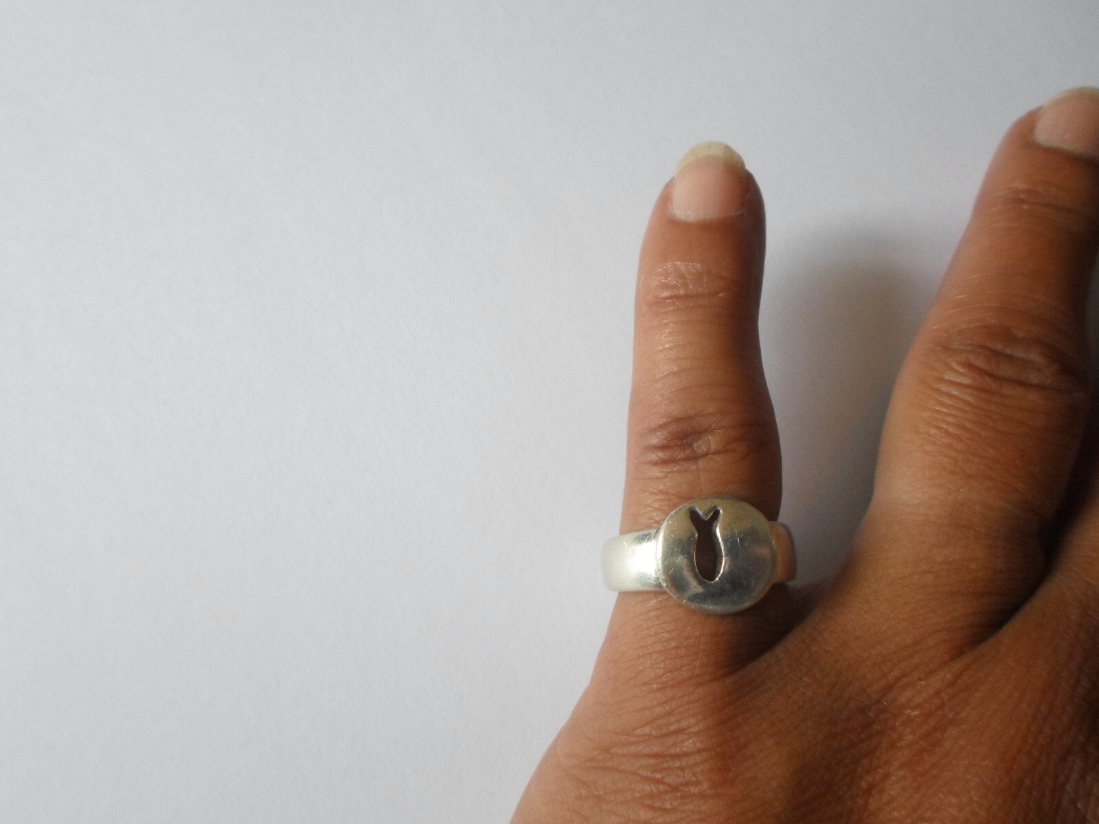 solid silver ring, openwork fish, size 52 - image 3