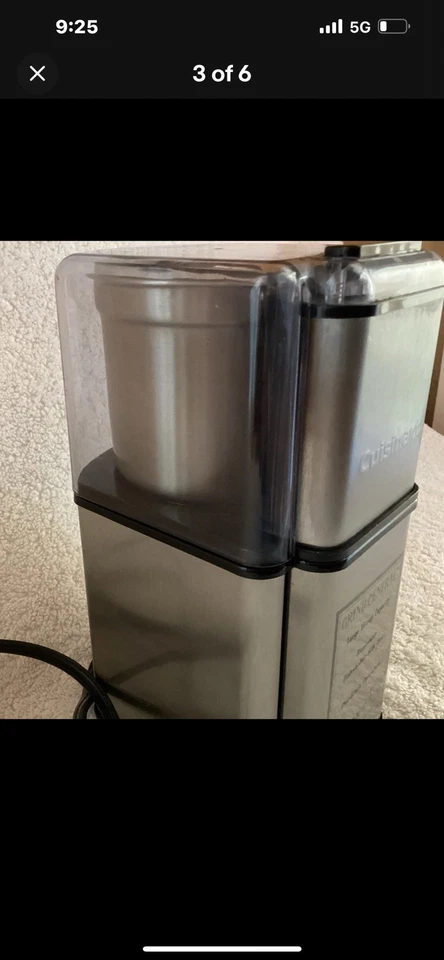 Molinillo de café central Cuisinart Grind capacidad de 18 tazas DCG-12BC Foto 3 de 4