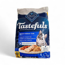 Blue Buffalo Tastefuls Adult Indoor Dry Cat Food, Chicken + Brown Rice, 22 lbs 2.20 per pound