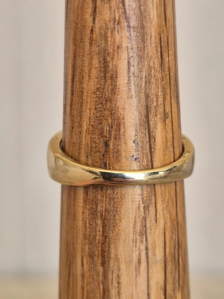 Beautiful 9k Clear Stone And Tanzanite Gold Ring size O - Image 4 of 4