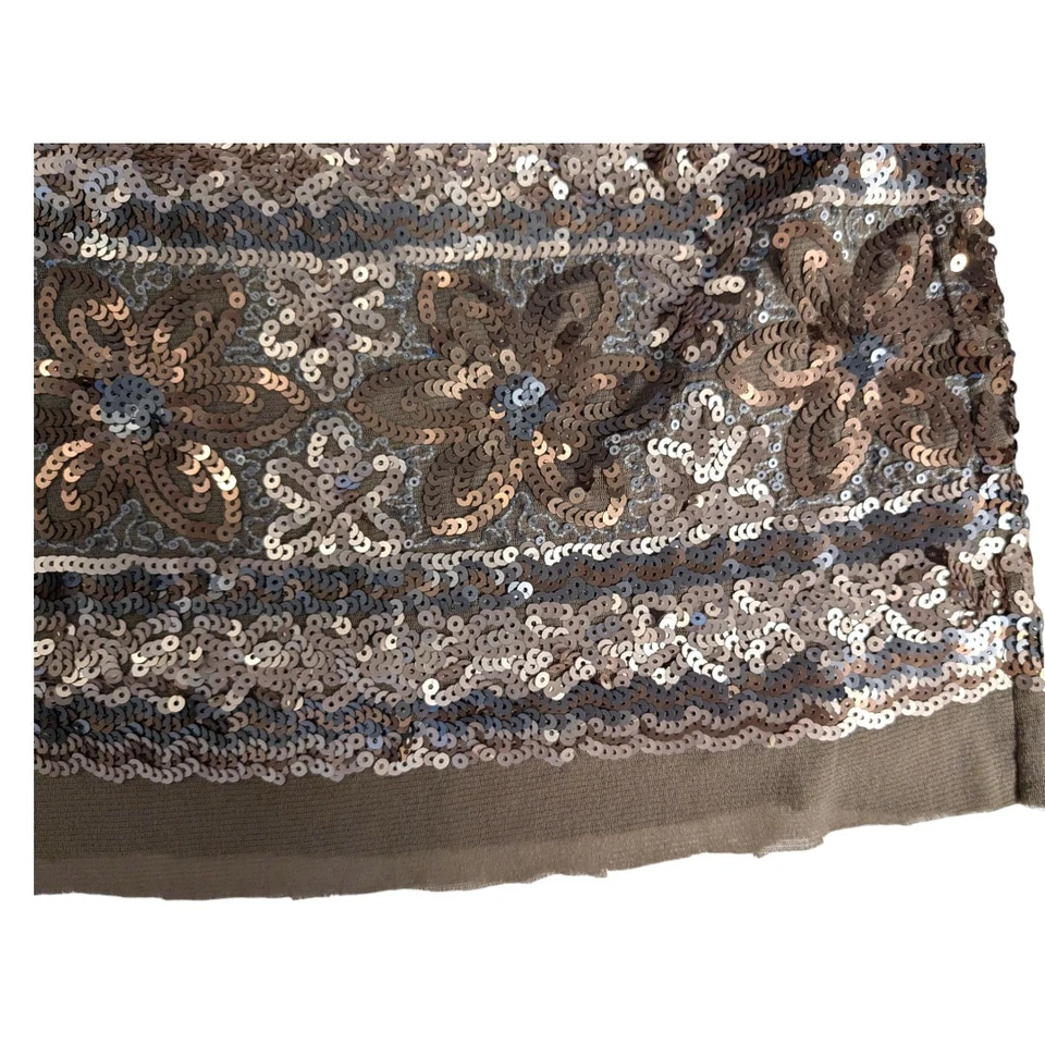 Minifalda elástica Chelsea y violeta dorada lentejuelas talla grande Foto 3 de 4