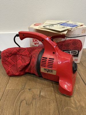 #ad Vintage Royal Red Dirt Devil Hand Held Corded Vacuum Cleaner Model 103 Tested $35.00