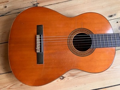 1960s / 70s Yamaha G-100A Classical Guitar Nippon Gakki Japan