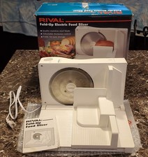VINTAGE Rival Fold-Up Electric Food Slicer Meat Model 1042 WORKS PERFECT Clean!! VINTAGE Rival Fold-Up Electric Food Slicer Meat Model 1042 WORKS PERFECT Clean!! - Image 1