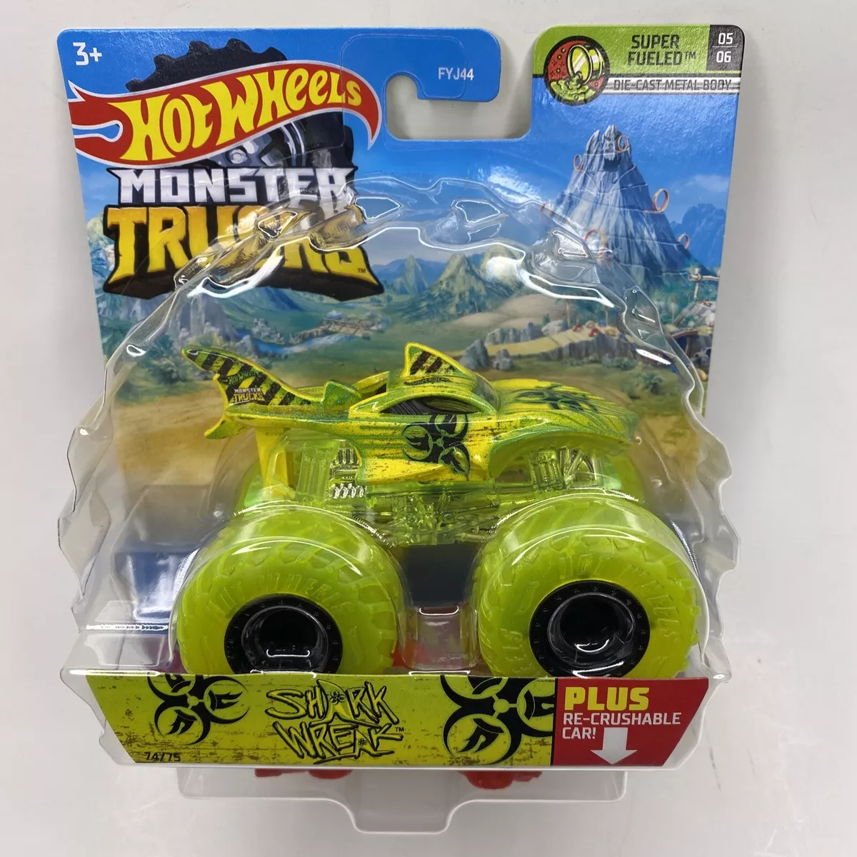 Hot Wheels Monster Trucks Oversized Shark Wreak Diecast Car