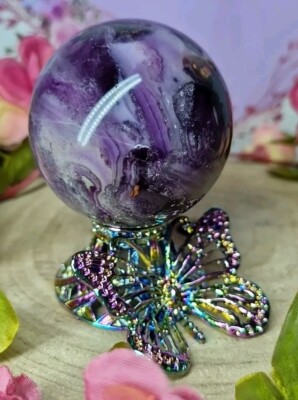 Hochwertige Fluorit Wurzel Kristall Kugel 54mm 267g & Regenbogen Schmetterling Ständer 