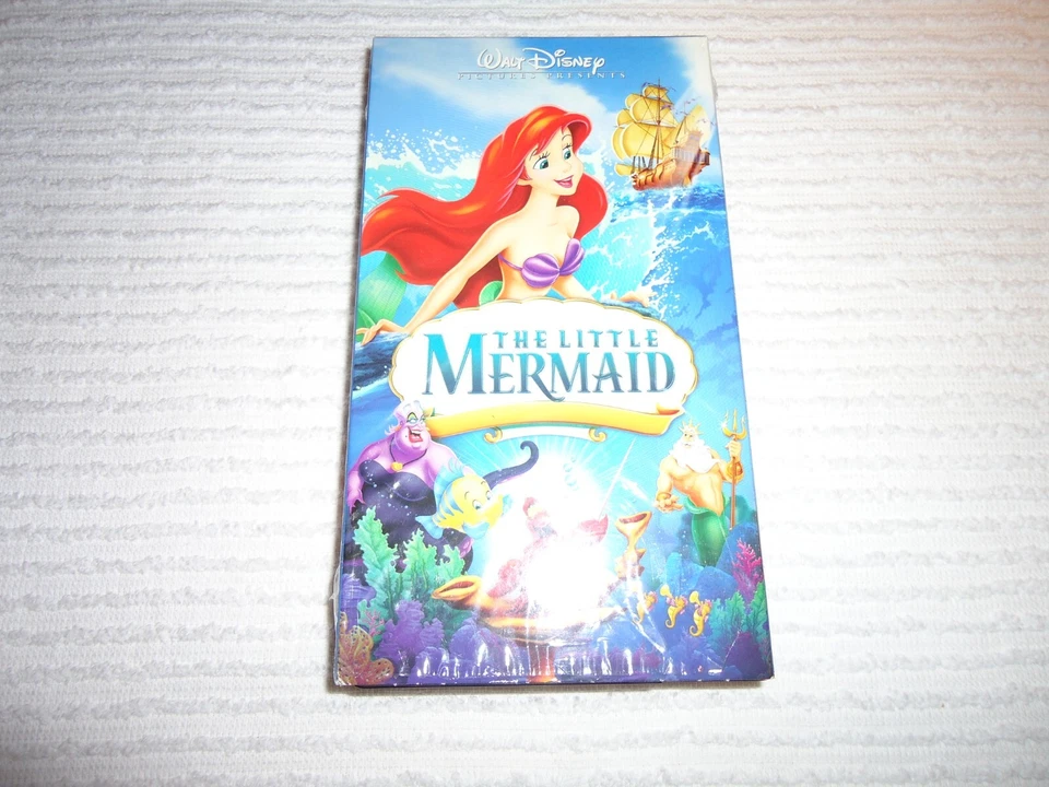 The Little Mermaid VHS 2007 Disney's Movie Club VERY RARE LATE RELEASE plays - Image 2 of 4