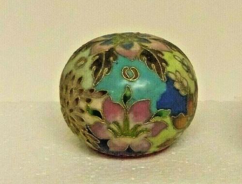 Vintage Antique Cloisonné ball shape felt bottom paperweight 3in diameter - Picture 2 of 3