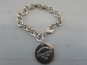 TIFFANY & CO NEW YORK ROUND STERLING SILVER BRACELET #ET#