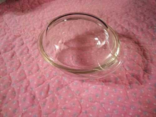 Vintage PYREX Clear Glass 1 Quart Casserole Bowl #022 With 682-C Lid USA