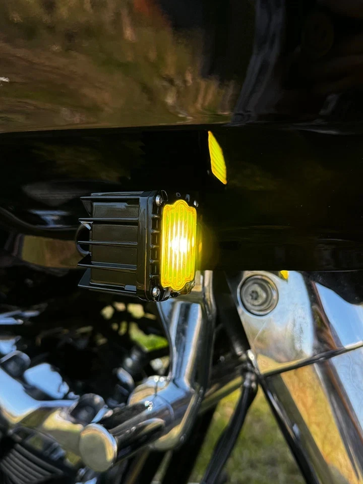 Luz LED de señales de giro para Harley Road Glide ST FLTRXST motocicleta Shark Demon Foto 3 de 4