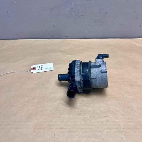2010-2016 AUDI S4 S5 - Auxiliary Coolant Water Pump 8K0965567 - Picture 7 of 7