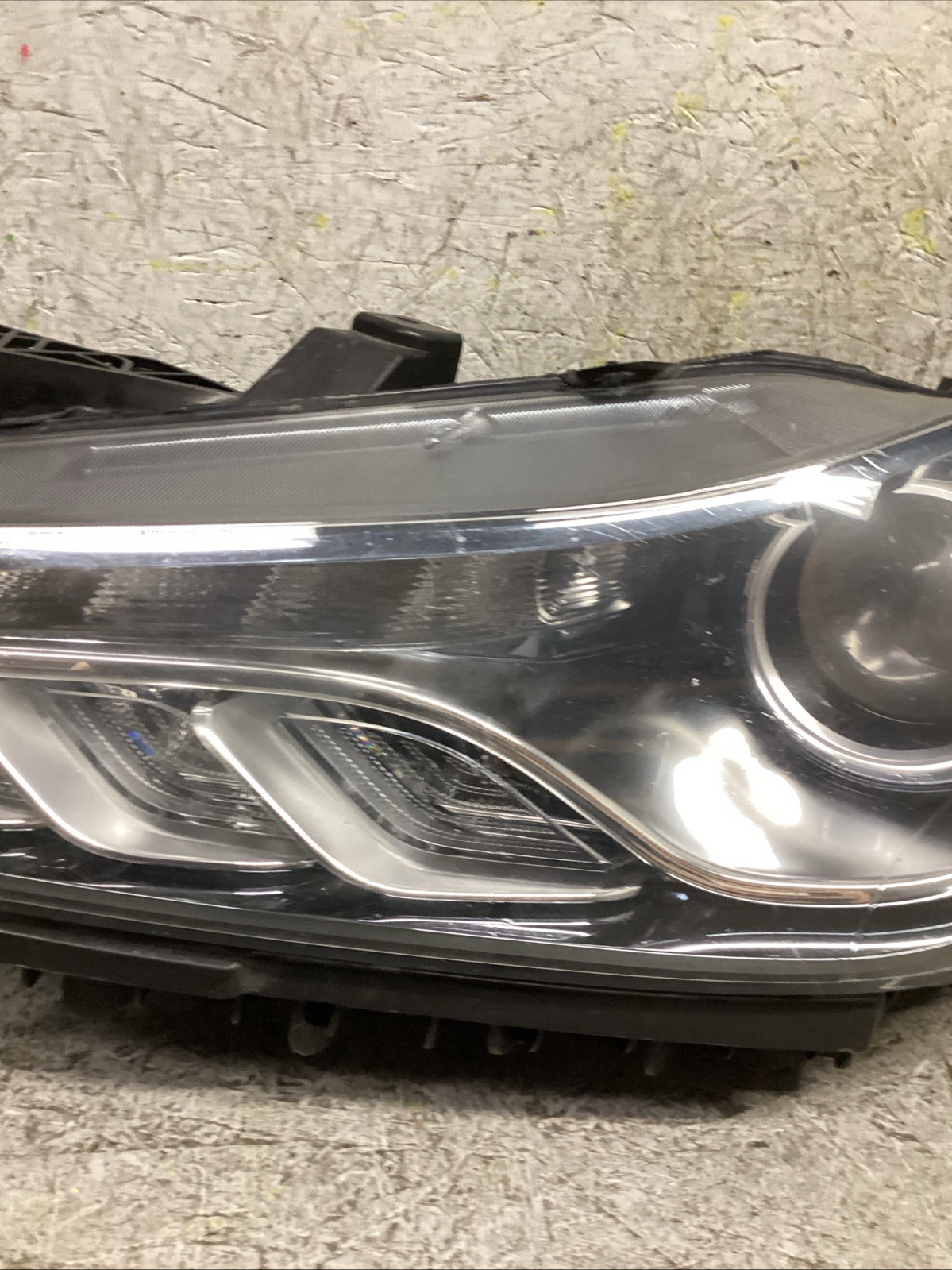 2014 - 2018 Maserati Ghibli Headlight Left LH DRIVER SIDE HID OEM COMPLETE