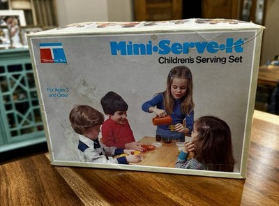 Vintage Tupperware Mini-Serve-It Children s Serving  1979 Missing 1 Bowl 2 Lids