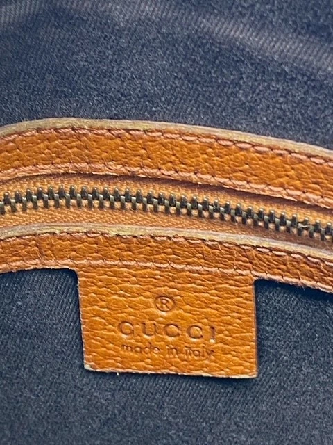 Gucci GG Canvas Studs Shoulder Bag Authenticity - Image 4 of 4