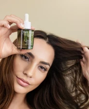 100% Pure Hair Growth Serum W/Rosemary Oil, Castor oil, jojoba oil, Biotin