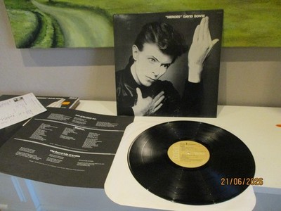 David Bowie Heroes LP Vinyl Schallplattepl 12522 RockPop VGbisVG+ Dav13
