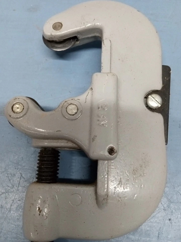 Superior Pipe Cutter (LL) - Image 3 of 4