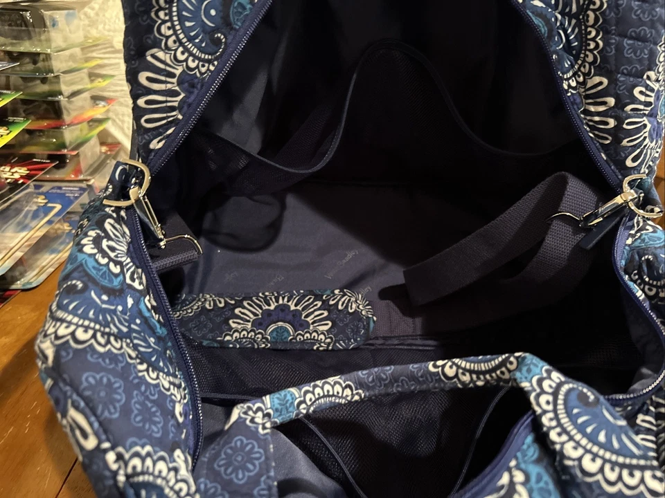 Vera Bradley Juego de Bolsas de Viaje Bolsas de Lona para Prendas, Organizador de Maquillaje, 5 Piezas Foto 3 de 4