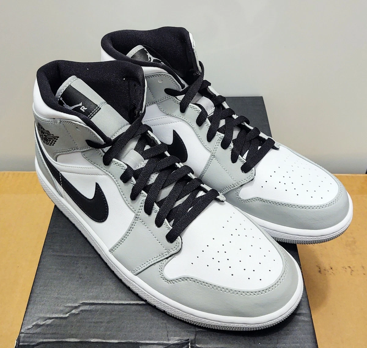 Jordan 1 mid grey black 2025