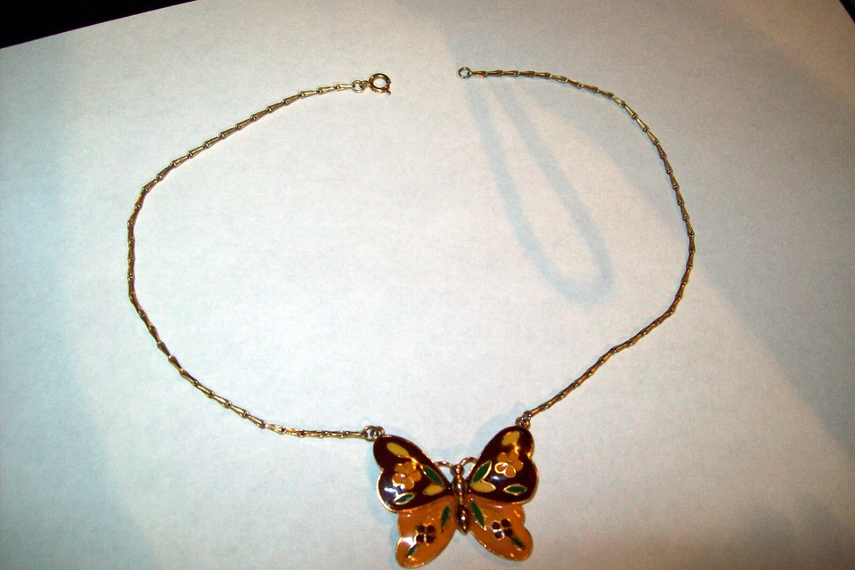 Collar Colgante MARIPOSA CLOISONNÉ Vintage con Flores y Pétalos, Tema Otoño Foto 2 de 4