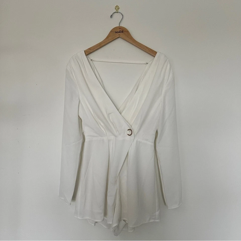 *NOVO COM ETIQUETAS* FINDERS KEEPERS | Romper Rae Marfim | M - Imagem 2 de 4