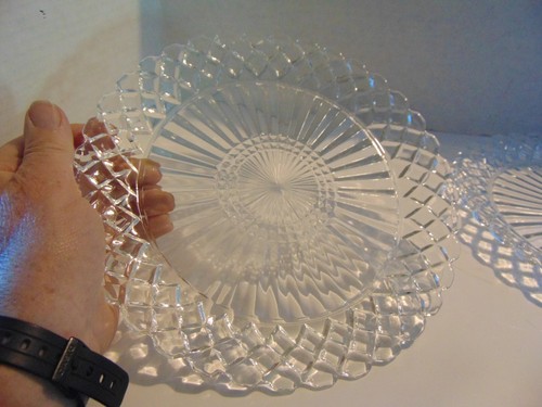 Depression Glass Dinner Plates Clear Waterford ( Waffle) 9.5" - Picture 2 of 12