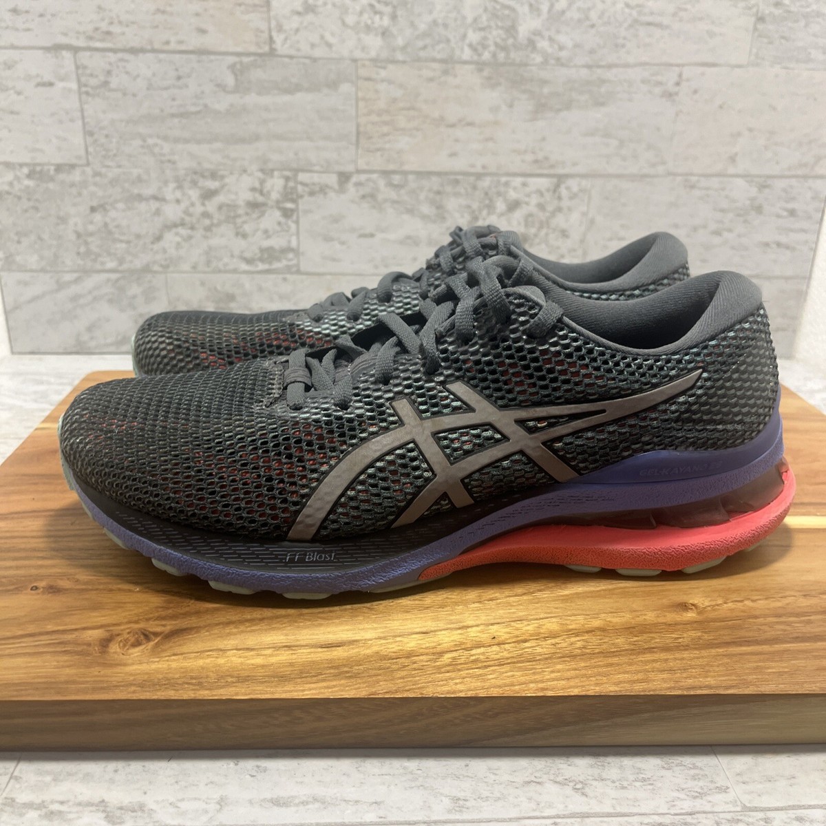 ASICS Gel Kayano 28 Lite Show Women display picture 1