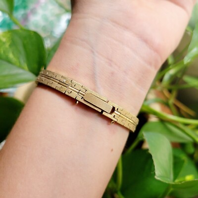 Vintage Jubilee 17 Jewels Dainty Classic Gold Watch | eBay
