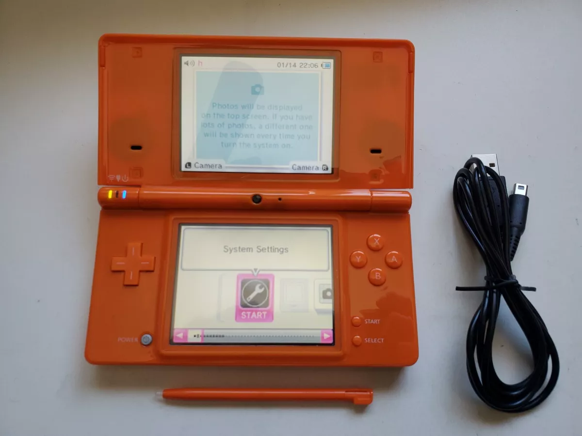 Nintendo DSi XL Orange Light of Death