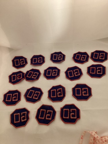 17 GO Octogonal Red and Blue Embroided Patches Lot - Picture 8 of 8