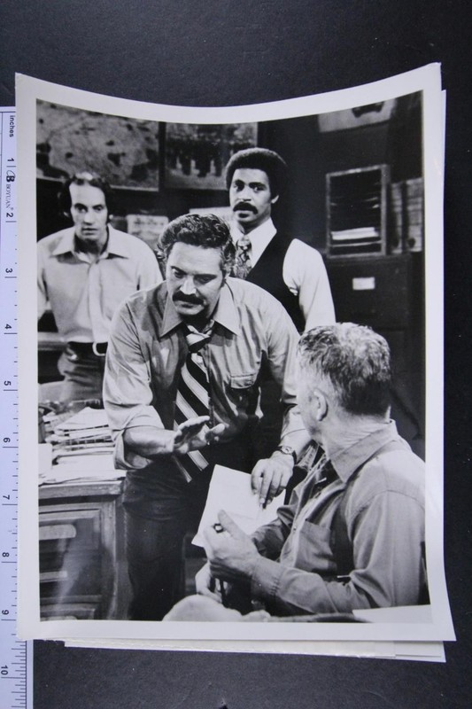 Six 1978 BARNEY MILLER Type 1 TV Press Photos~ABE VIGODA~HAL LINDEN~(id3517)