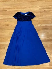 Womens Long Velvet Bodice Gown Dress Sweetheart Evening performance Size 6 Blue