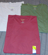 3 NWT Mens Tek Gear Dry Tek Tees Small  -5186