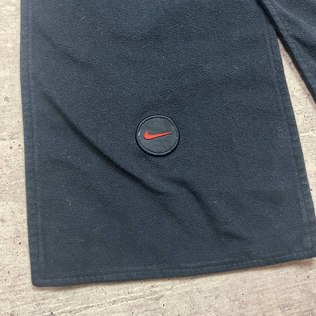 Picture 4 of 5
