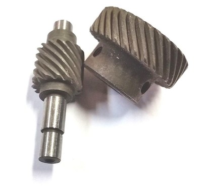 Minerva zig zag 333, 335, 337, 72520 Rotary Hook Worm Gear Set 552.113 , 552.079