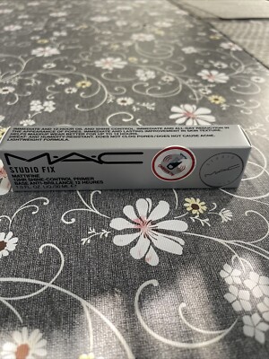 MAC Studio Fix Mattifine 12HR Shine-Control Primer Base Anti-Brillance 1 OZ