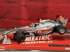 SCX TJR 1/32 Analog Vodafone McLaren Mercedes MP4-26 BUTTON - F-1 slot car