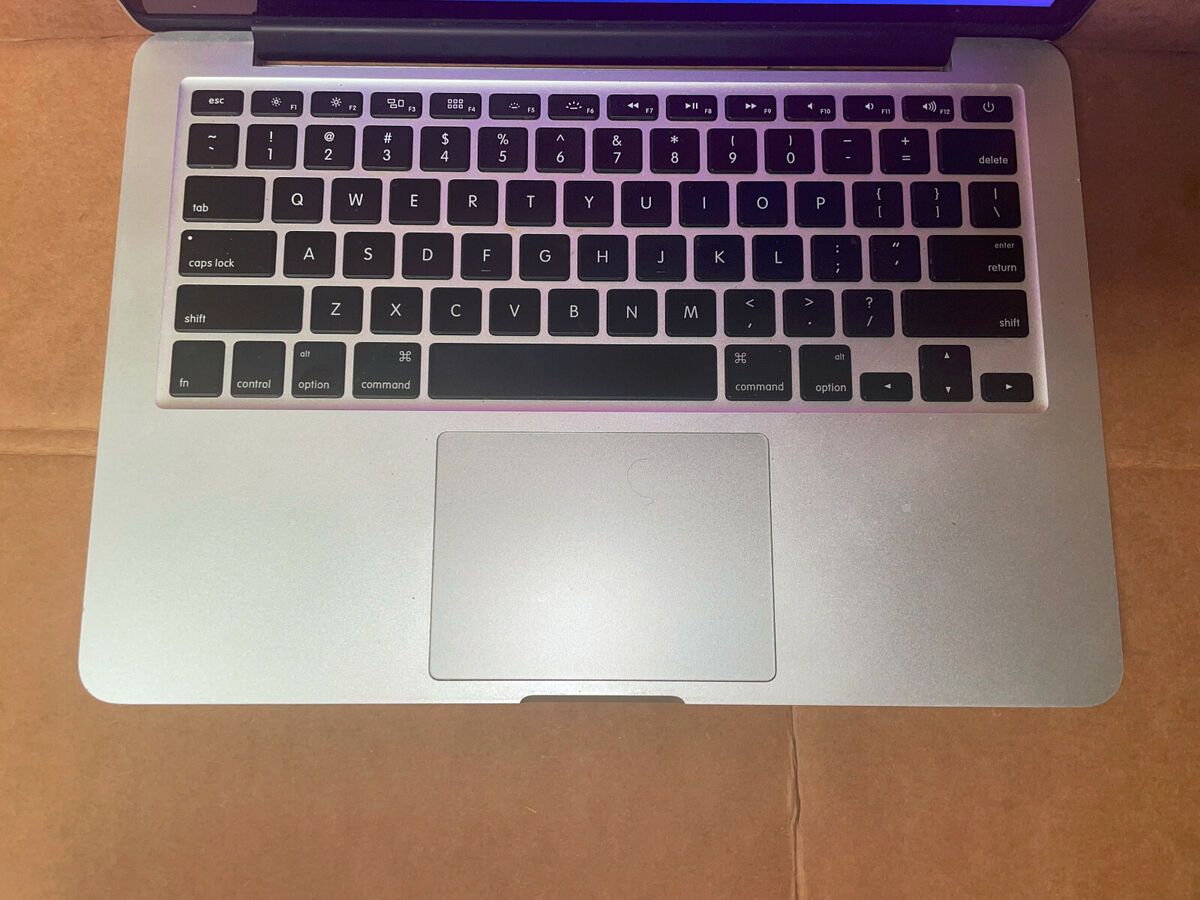 Apple MacBook Pro 13.3 Apple MacBook Pro 13.3