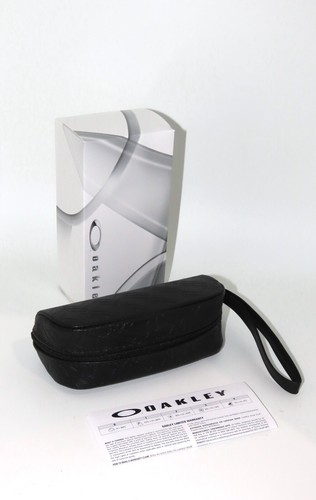 1x Oakley Large Zip Embossed Black Case Box Booklet Set Sunglasses Eyeglasses - Picture 2 of 3