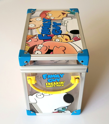 Family Guy Freakin Party Pack W/O DVDS! Poker Chips, Cards, Dice, Ping Pong Only - Foto 9 di 12