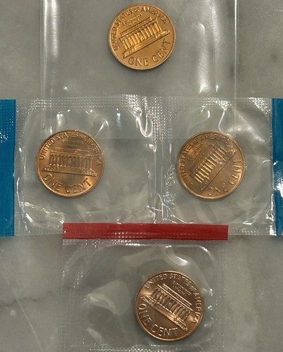 (2) 1972-S, 1972-P, 1972-D Lincoln Cent - Proof & BU 4 Coin Lot - Mint Cello - Picture 3 of 5