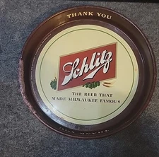 ORIGINAL "SCHLITZ - THE BEER THAT MADE MILWAUKEE FAMOUS" ROUND BEER TRAY, 13-1/4
