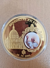 Duży pozłacany medal moneta papież Benedykt XVI - 2005 / 7 cm / 110 gr kapsułka