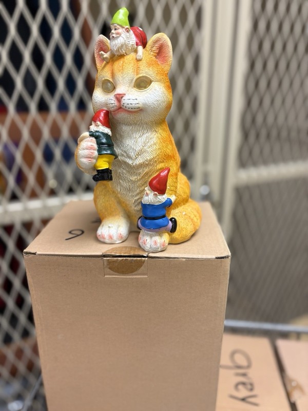 Garden Gnomes & Cat Yard Decoration-Solar Powered-Free US Shipping!!!!!!!!!!!!!!