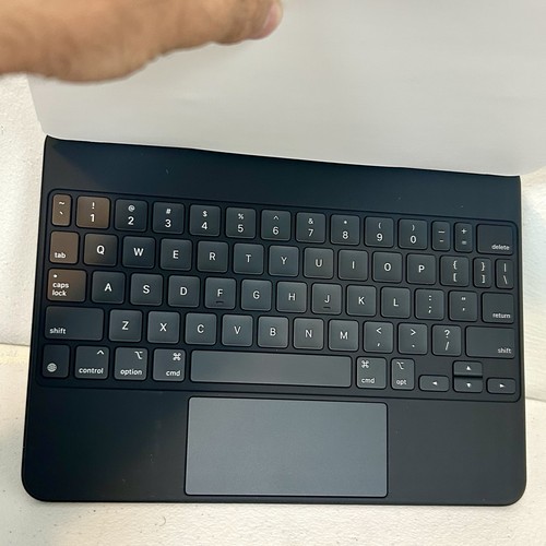 Apple MXQT2LL/A Magic Keyboard for iPad Pro 11"/iPad Air 11" (Black) Retail Box - 第 4/8 張圖片