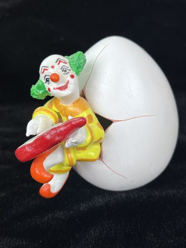 Ceramic Clown White Egg Hatching Red Polka Dot Marvi Mexico Collectible - Picture 3 of 8