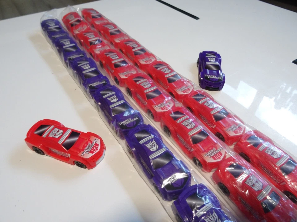 NEW LOT OF 18 Vintage 2011 Transformers Hasbro RED &Purple Car For Energizer H#5 - Image 3 of 4